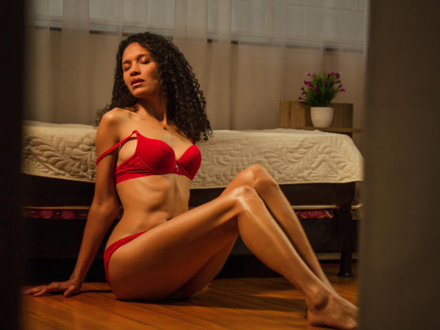 CamilleAbril - Live sexe cam - 14625030