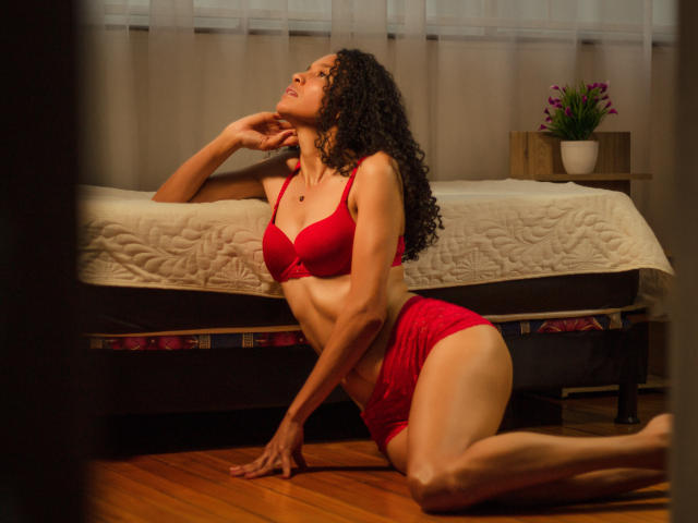 CamilleAbril - Live sexe cam - 14625034