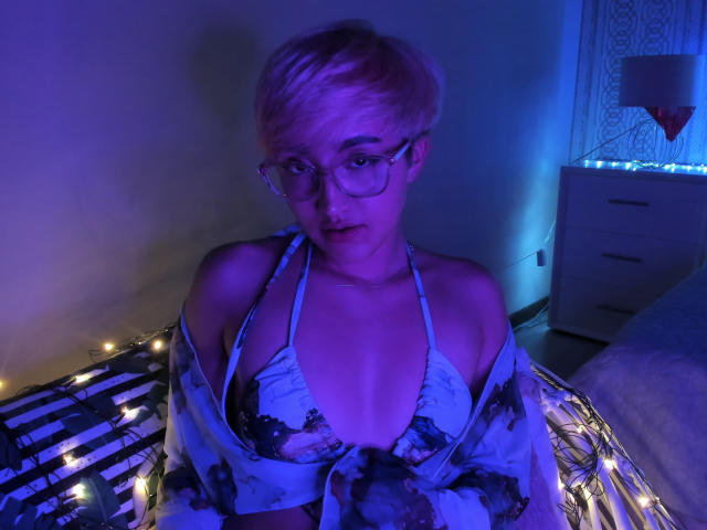 NaraSuarez - Live porn &amp; sex cam - 14639034