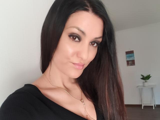 JoliDanielle - Élő pornó és szexkamera - 14641986