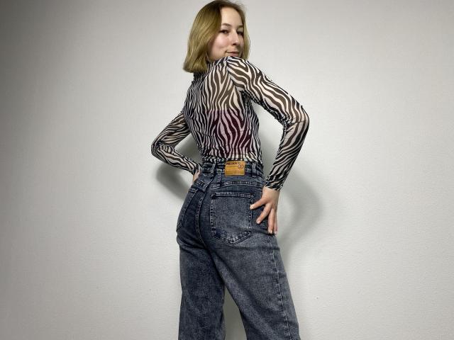 SoniaFugors - Live porn &amp; sex cam - 14650362