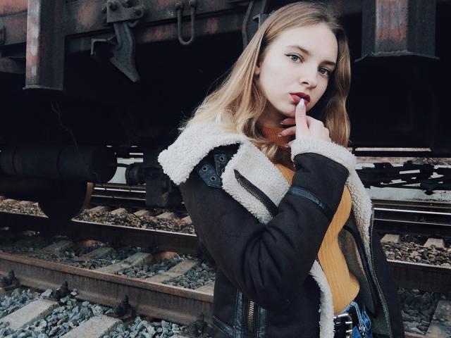 MissDi - Sexe cam en vivo - 14659562