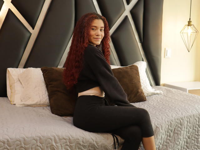 RousseValery - Sexe cam en vivo - 14662234