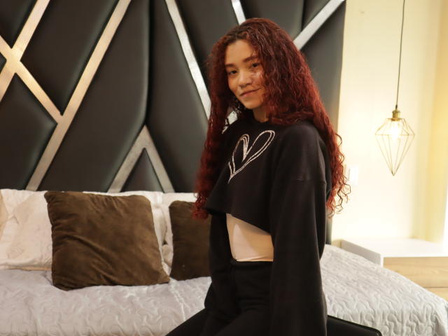 RousseValery - Sexe cam en vivo - 14662278