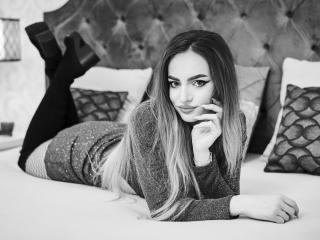 SandraSpearz - Live sex cam - 14667886