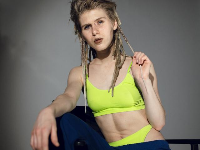 rokkidoll - Live sex cam - 14669290