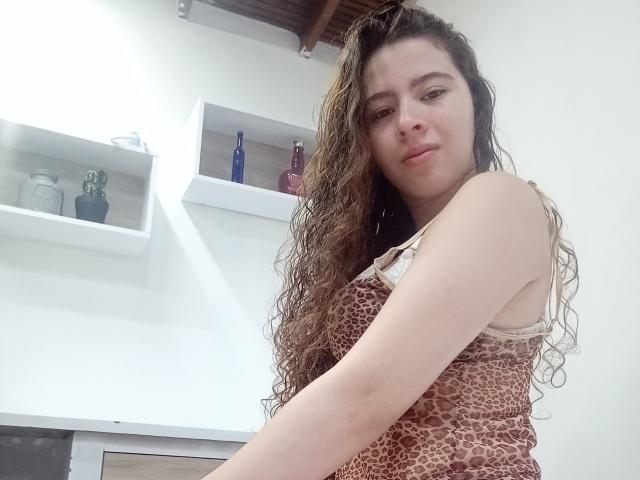AprilEvanss - Live porn &amp; sex cam - 14672974