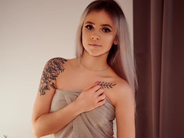 LindseyDolly - Live porn &amp; sex cam - 14682886