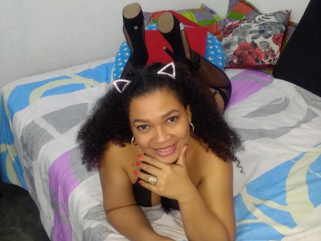 JennaSaenz - Live sexe cam - 14692594