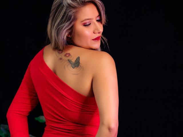 ValeriaHunter69 - Live porn &amp; sex cam - 14695394