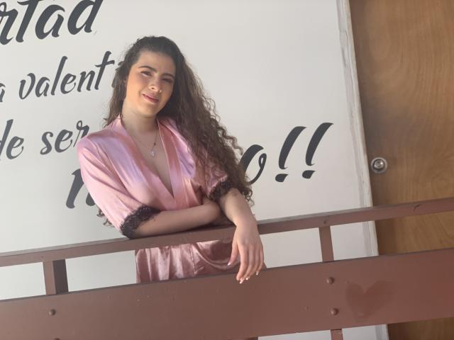 AprilEvanss - Live porn &amp; sex cam - 14710518