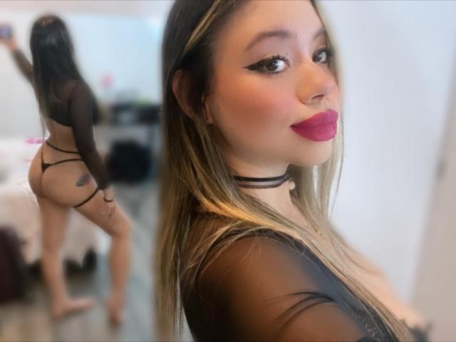 SamanthaMoure - Live porn &amp; sex cam - 14713950