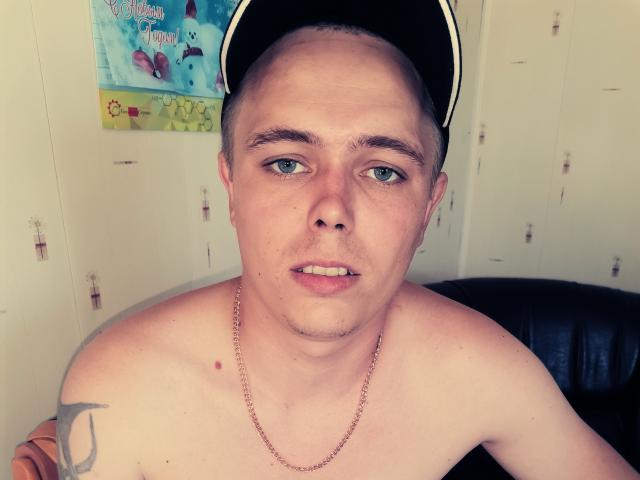 DenxHero - Live Sex Cam - 14731730