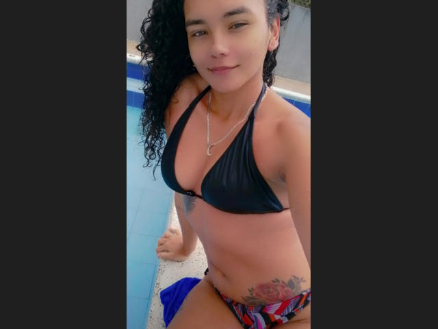 MitchGarci - Élő pornó és szexkamera - 14734906