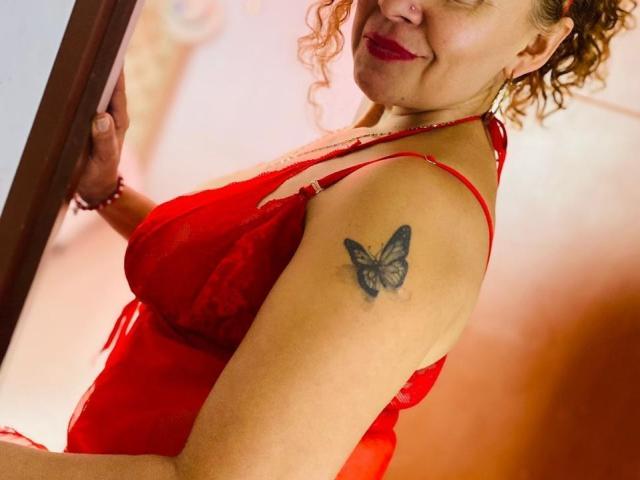 LucyMaddison - Camera khiêu dâm &amp; quyến rũ trực tiếp - 14741126