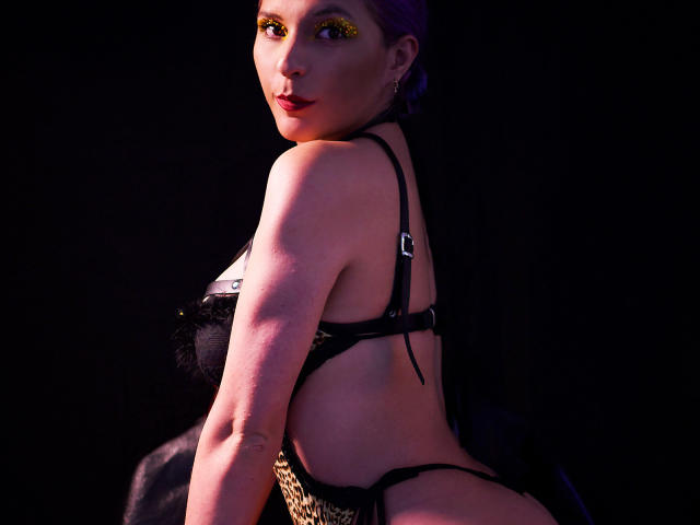 CelesteJhones - Live porn &amp; sex cam - 14743970