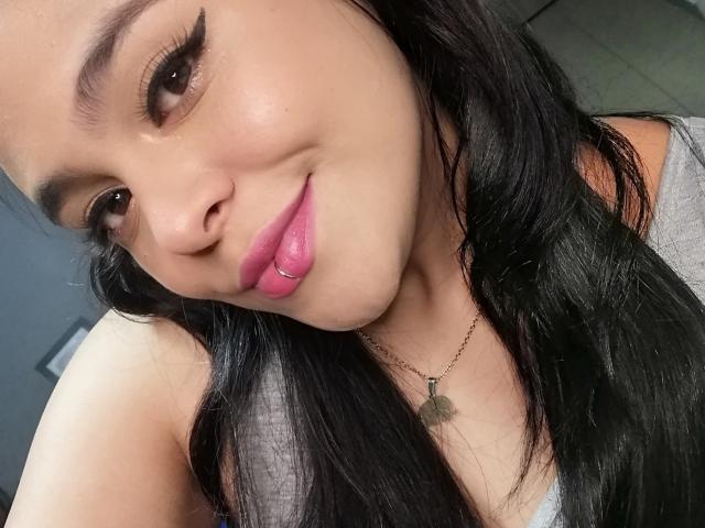 ElenaGommy - Live porn &amp; sex cam - 14750482