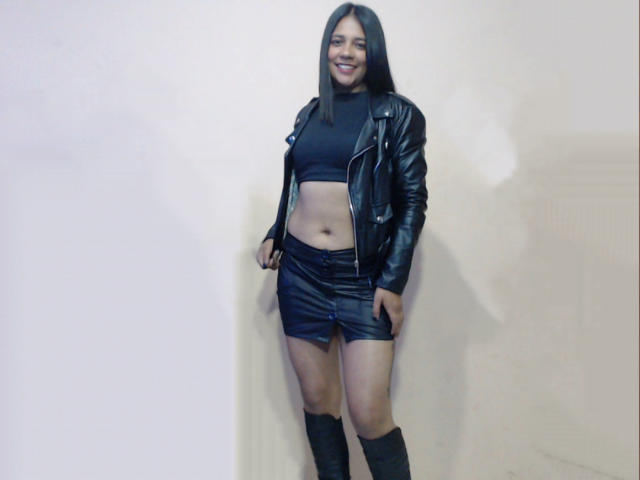 PauletteLove - Live sex cam - 14753602