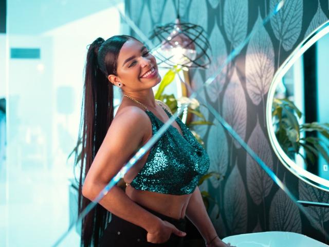 SerenaWallace - Live sexe cam - 14756542