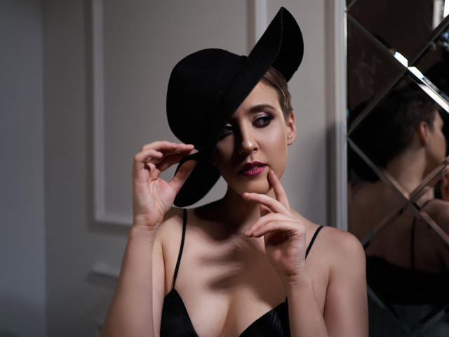 LauraSmitt - Sexe cam en vivo - 14761530