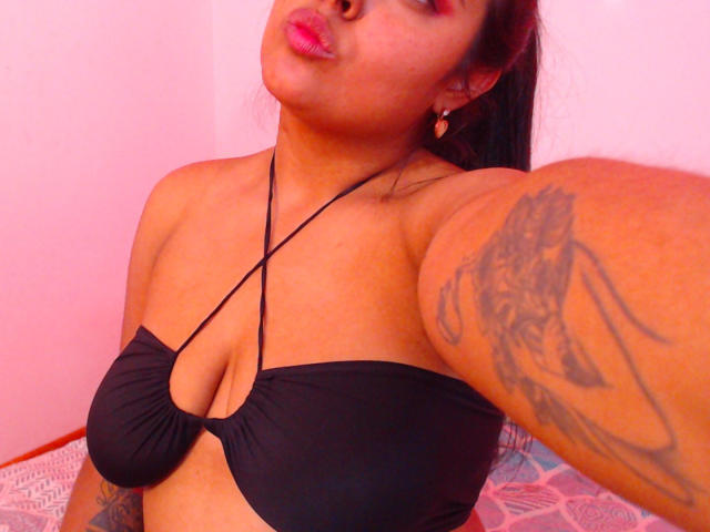 AngelaRoggers - Live porn &amp; sex cam - 14770726