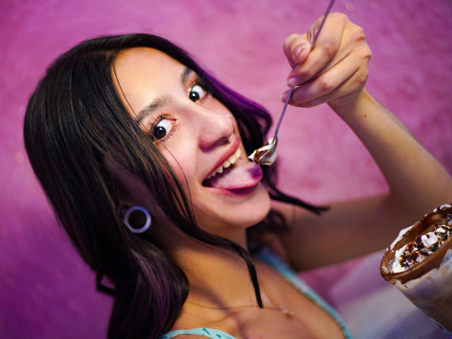 AlessaRivera - сексуальная веб-камера в реальном времени - 14781070