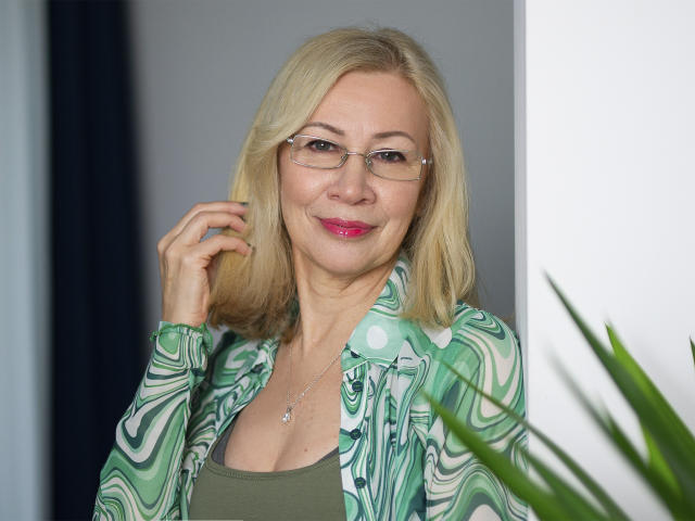 BiancaMilf - Camera khiêu dâm &amp; quyến rũ trực tiếp - 14784894