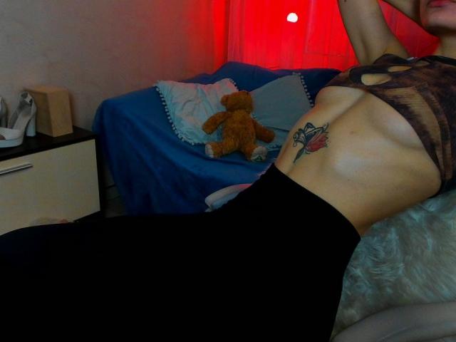 Tsukerberg - сексуальная веб-камера в реальном времени - 14786010