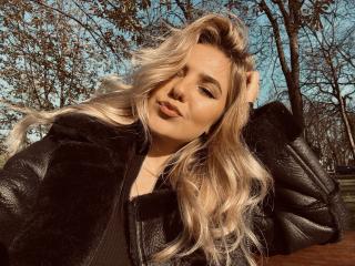 DellaNettie - Live sex cam - 14789130