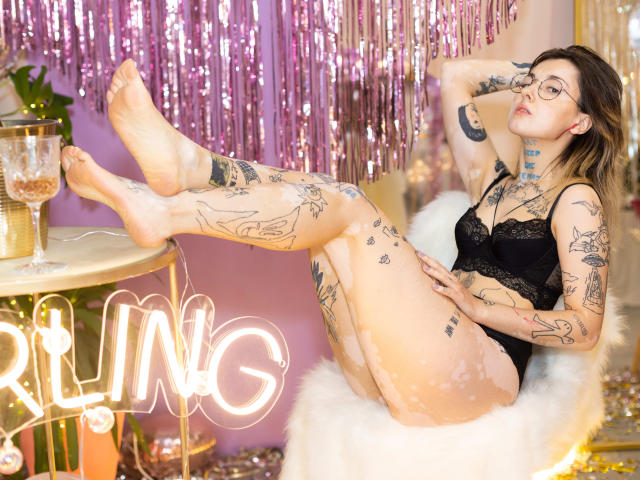 MaisyGilbert - Live sexe cam - 14804074