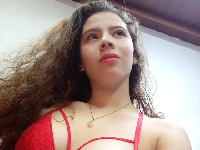 AprilEvanss - Live Sex Cam - 14807734