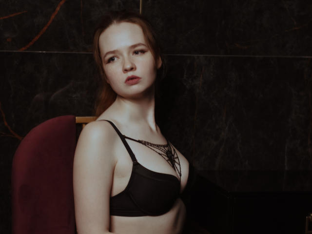 MoonRaisa - פורנו בשידור חי ומצלמת סקס - 14811570