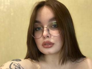 RoxanaMoz - Live porn &amp; sex cam - 14822130