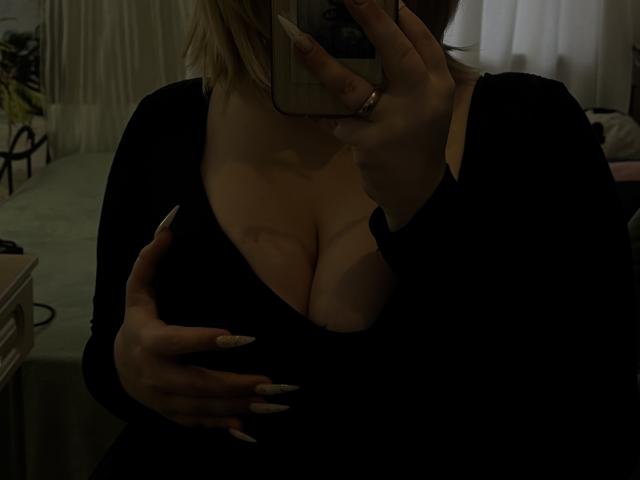 Polinka - Live sex cam - 14825382