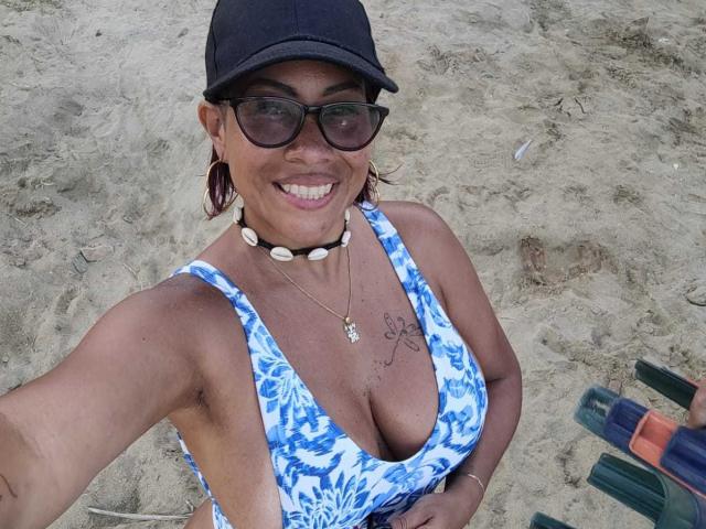 AlixLong - Live sex cam - 14828986