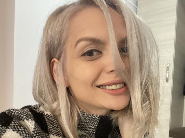 DouceAmelia - 라이브 포르노 &amp; 섹스 캠 - 14832622