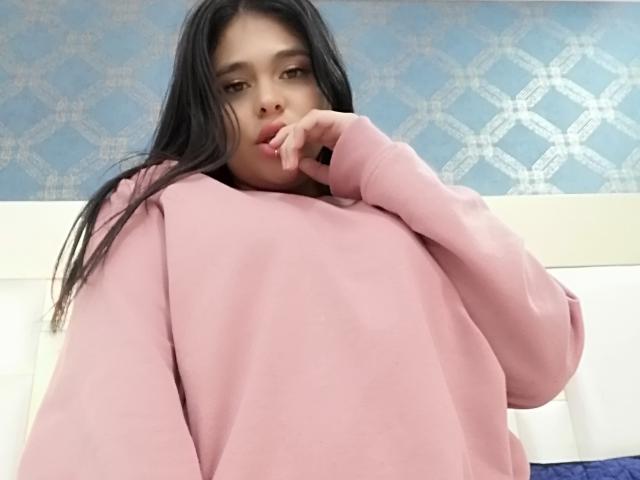 ElenaGommy - Live porn &amp; sex cam - 14833486