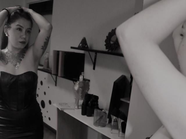 CoquineCloe - Live porn &amp; sex cam - 14834646