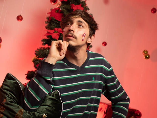 AlexandreLeSexe - Live sex cam - 14840698