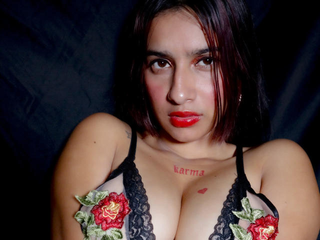 ErikaSweetX - Live porn &amp; sex cam - 14854518
