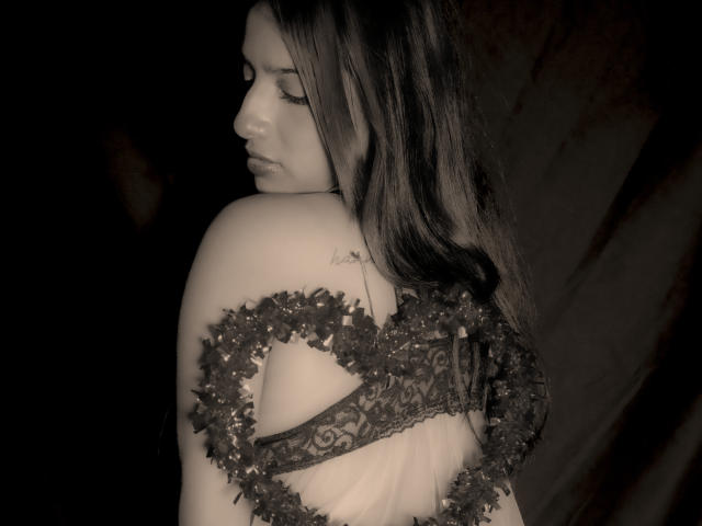 ErikaSweetX - сексуальная веб-камера в реальном времени - 14855086