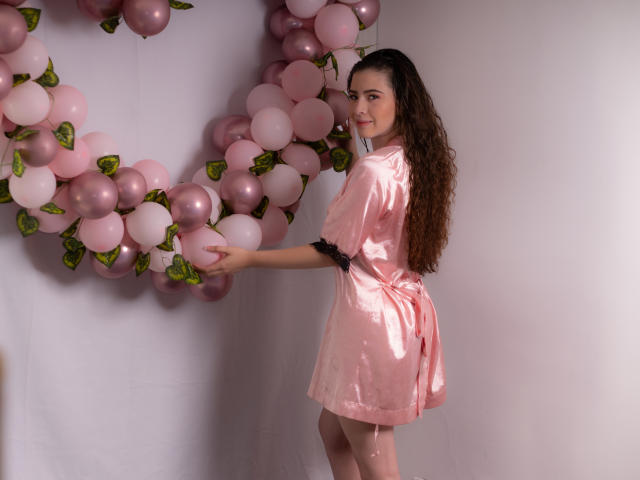 AprilEvanss - Live porn &amp; sex cam - 14866674