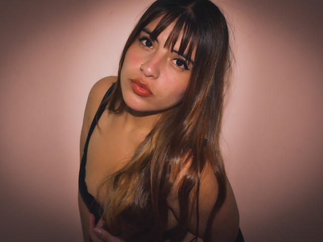 AmeliaStor - Live porn &amp; sex cam - 14867270