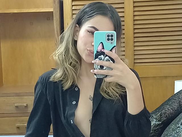 AlinaDemi - Live porn &amp; sex cam - 14867666