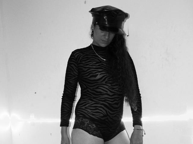 SwitchAmaraX - Camera khiêu dâm &amp; quyến rũ trực tiếp - 14877350