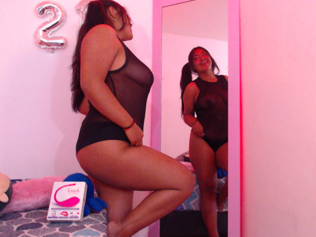 AngelaRoggers - Live porn &amp; sex cam - 14900014