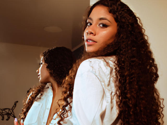 LinaFerrero - сексуальная веб-камера в реальном времени - 14901042