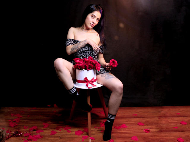 AbellaRhoades - сексуальная веб-камера в реальном времени - 14901902