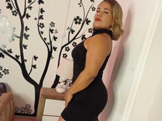 GiovannaRicci - Live porn &amp; sex cam - 14916042