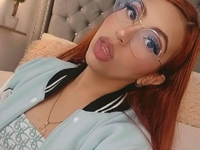 AprilAiden - Live Sex Cam - 14931582